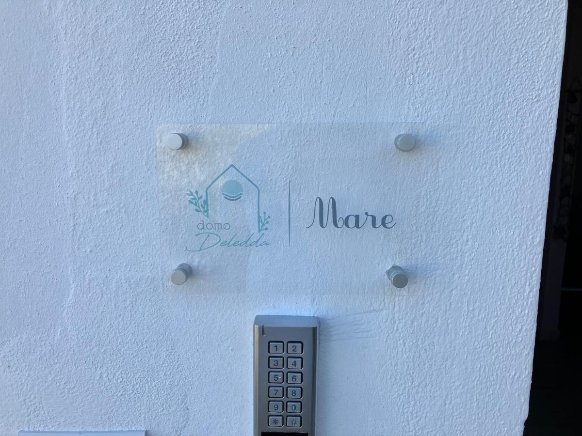 Domo Deledda Leilighet Posada  Eksteriør bilde
